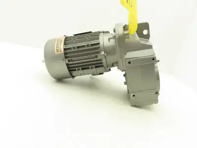 Nord SK 0182.1AXZGH-71LP/2 CUS Gear Motor 4.85 Ratio 581rpm .55kw 230/400V