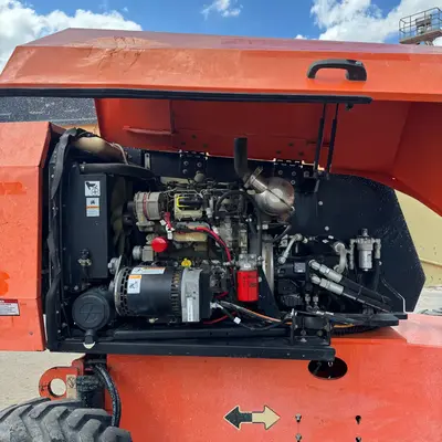 USED 2015 JLG 600S
