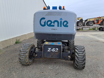 USED 2016 Genie Z-62/40
