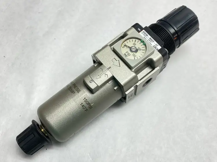 Used SMC Pneumatic Filter Regulator 1/4" NPT Air Pressure Regulators Michigan US | Maverick Industrial Sales #1389648