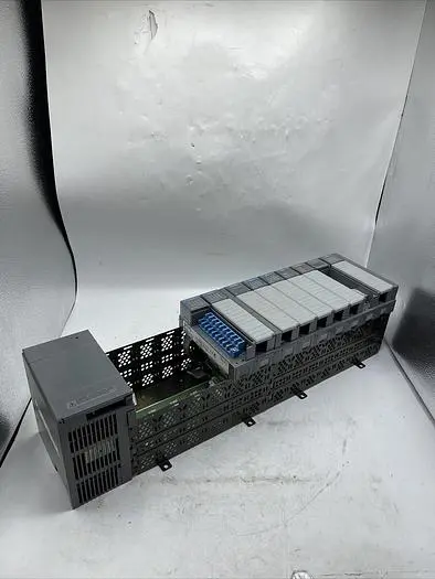Used ALLEN-BRADLEY 1746-P2/C 1746-PZ PLC Chassis | ND Industrial Surplus #1223928