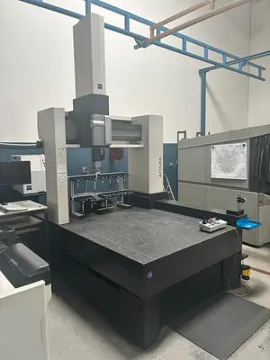2012 ZEISS ACCURA II 9/16/8 Coordinate Measuring Machines | Machnet (2)