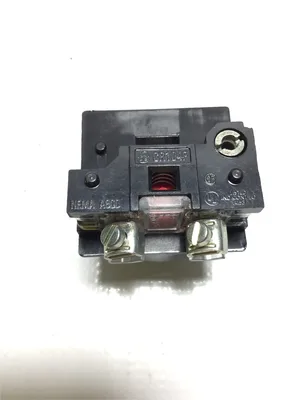 General Electric CR104PBG01B1 Heavy Duty Pushbutton