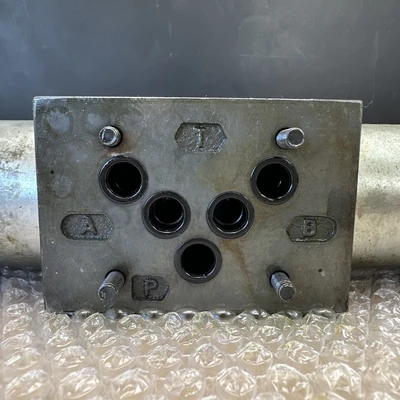 USED Bosch 0-810-001-402