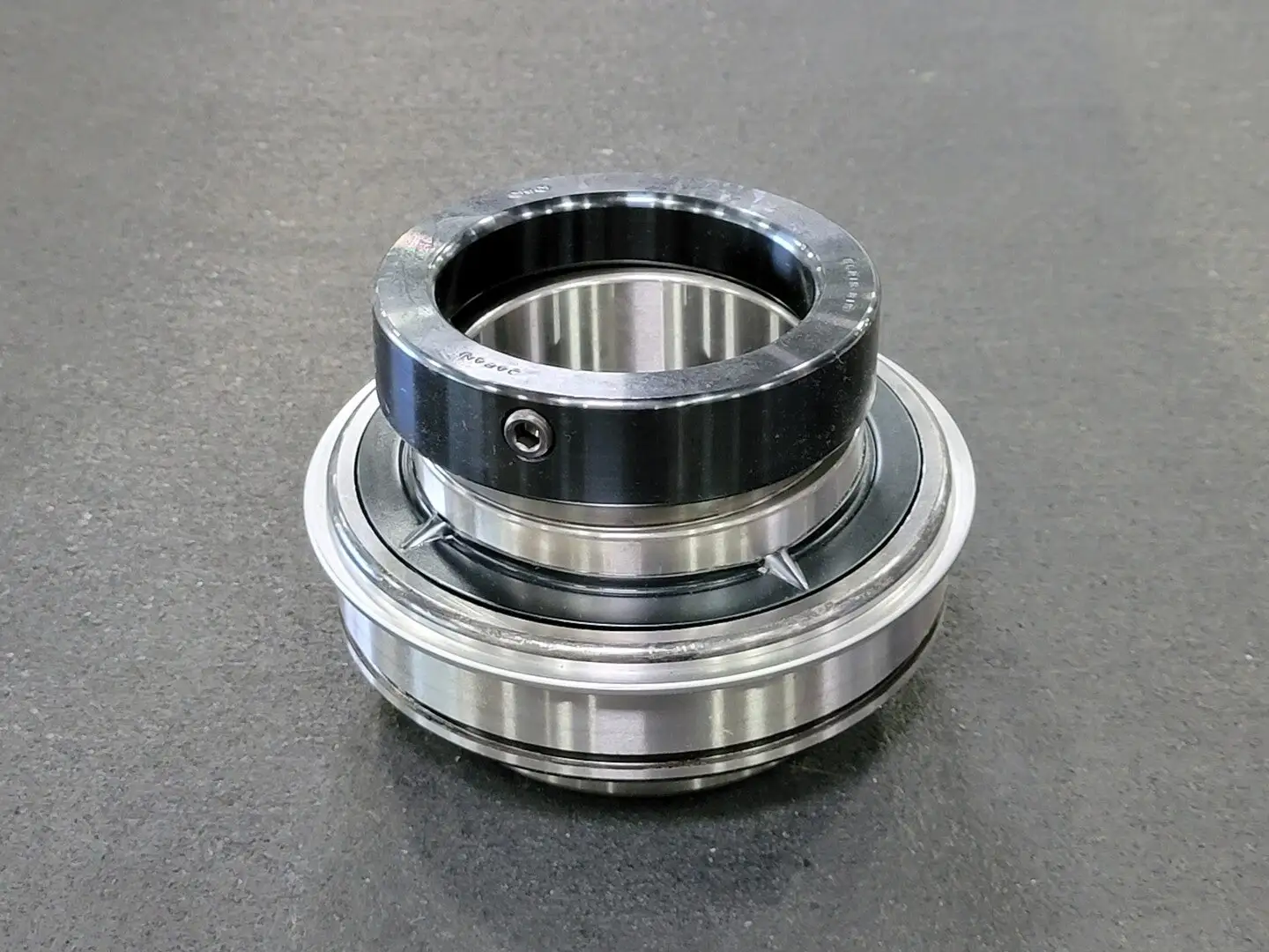 Ball Insert Bearing UELS215-215D1NR