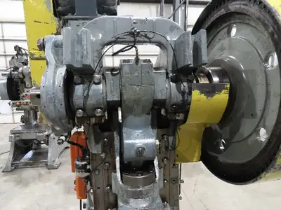 L & J 60 Ton Geared OBI Punch Press 5Hp 4" Stroke 9-1/2" Throat 220/440V 3Ph