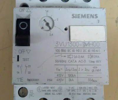 Siemens 3VU1300-1MH00 3 Pole Motor Starter / Protector 4H