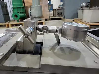 0-160 kPa Pressure Gauge Assembly w/ Windowed Enclosure