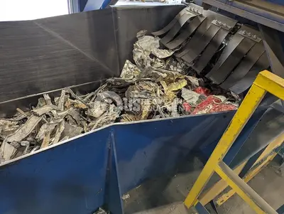 USED AMERICAN PULVERIZER 400HP PRE-SHREDDER AND CONVEYOR