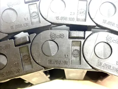 USED IGUS ENERGY CHAIN CABLE CARRIER