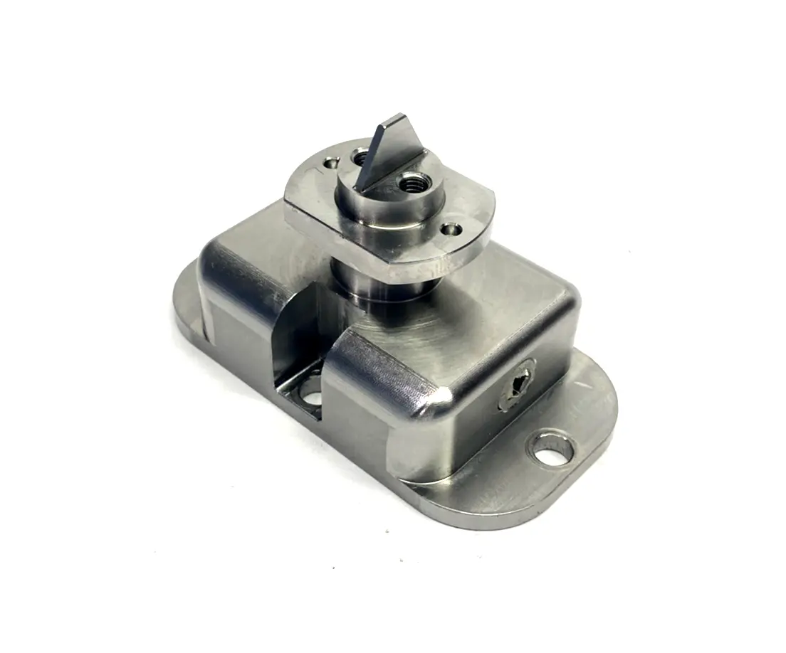 18F965 | Graco  TC Valve Nose Piece 1:1 - Used