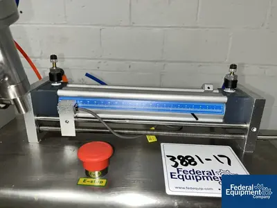 USED Quantitative filling machine Quantitative Liquid Filling Machine