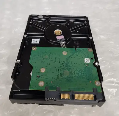 USED SEAGATE ST2000DM001