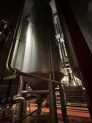 1995 MUELLER 16,600 GALLON Stainless Steel Tanks | Perry Equipment (1)