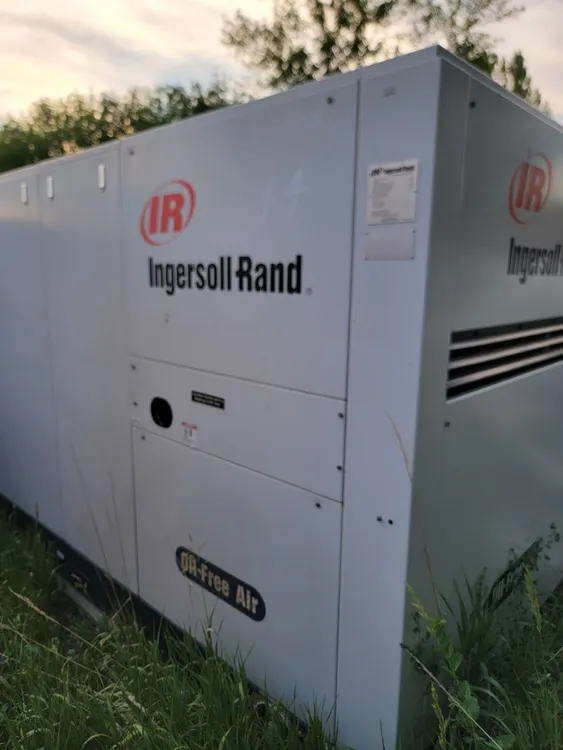 Used 2015 INGERSOLL RAND SIERRA-H200 Rotary Screw & Sliding Vane Air Compressors Utah US | Bud's Equipment Sales #1291708
