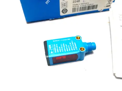 USED SICK PHOTOELECTRIC RETRO-REFLECTIVE SENSOR 1061561