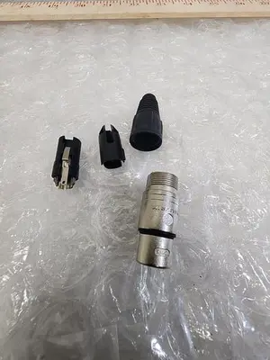 NEUTRIK NC4FX FEMALE CABLE CONNECTOR 4POLE