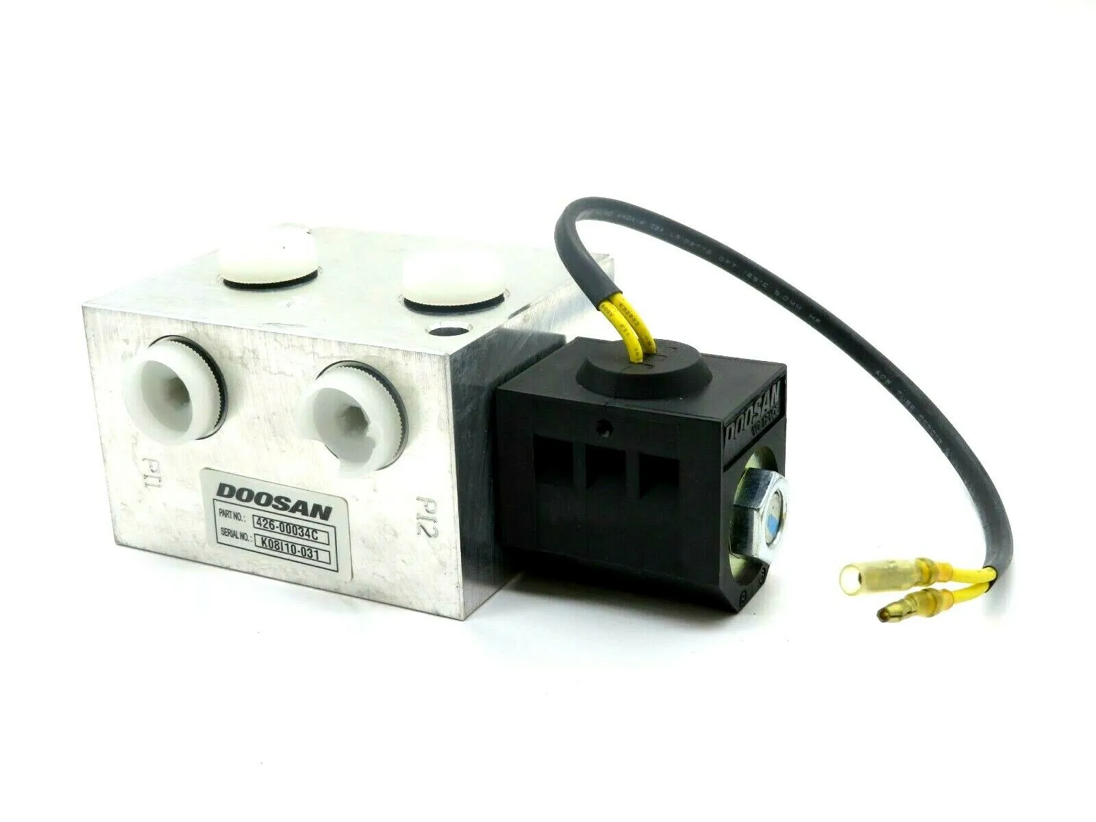 NEW DOOSAN 426-00034C SOLENOID VALVE 42600034C