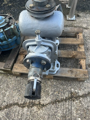 182 Lpm Labour Self Priming Pump Type 10 UHL 4Kw