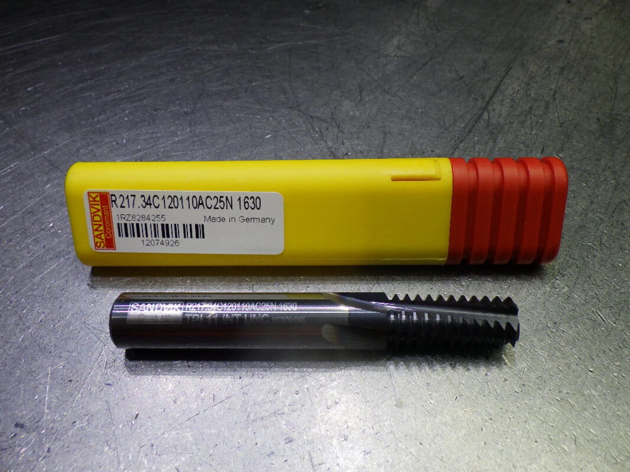 Sandvik 5/8-11 UNC 4 Flute Carbide Thread Mill R217.34C 120110AC25N 1630 (LOC3448A)