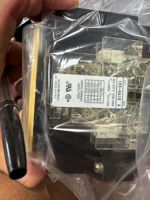 ALLEN BRADLEY 100-A75ND3 CONTACTOR 75A - NEW