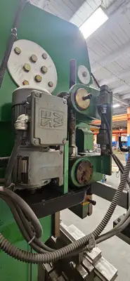 USED 1994 ACCURPRESS 732012