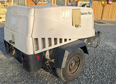 Used 2006 INGERSOLL-RAND 185 CFM AIR COMPRESSOR Rotary Screw & Sliding Vane Air Compressors Pennsylvania US | East West Machinery & Drilling #1417699
