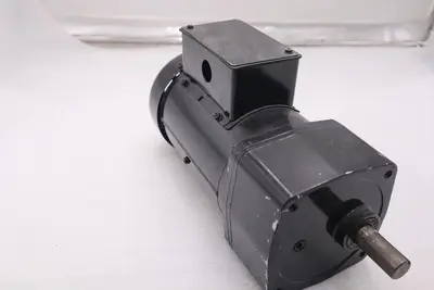 LEESON C42T17FZ30A  .25HP 58RPM 42YFR TEFC 208-230/ 460V 3PH STOCK M-150