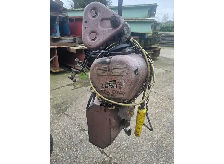Used GIS ELECTRIC CHAIN HOIST 1500 KG Cranes, Jib | Apt International N.V #373625
