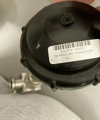 USED MOORE INDUSTRIES TRX/PRG/4-20MA/8-30DC TEMPERATURE TRANSMITTER W/ ENCLOSURE