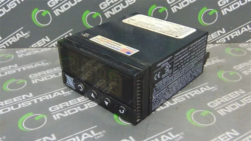 Newport Electronics i8A33-1.8 Digital Panel Meter Used