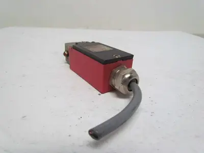 Used BERNSTEIN _UNKNOWN_ Relays & Switches | Arrow Industrial #639777