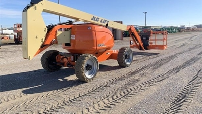 USED 2023 JLG 600 AJ
