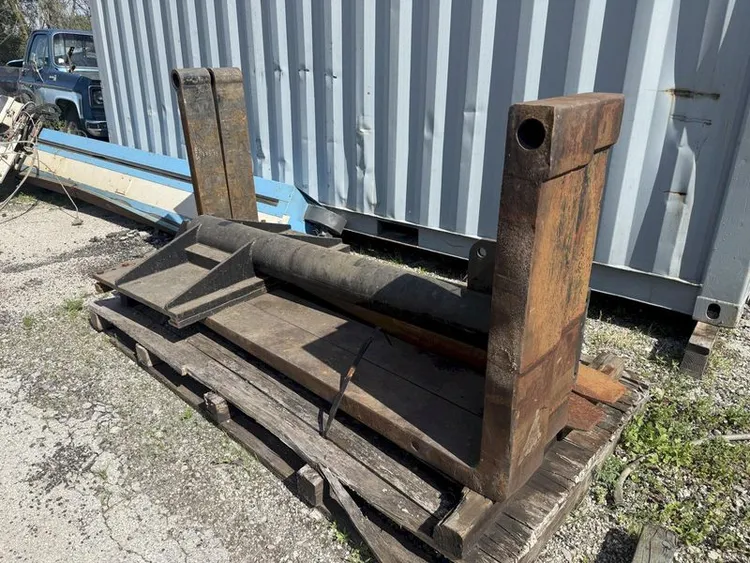 Used NOT SPECIFIED _UNKNOWN_ Forklift Attachments Ohio US | Yoder Brothers machinery #1171518