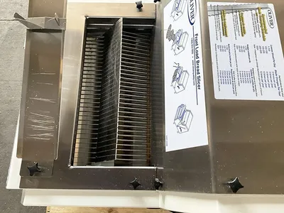 OLIVER 732-N Bread Slicer | Harvest Equipment and Fabrication Inc (11)
