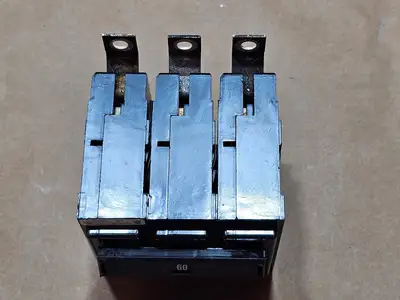USED CUTLER-HAMMER BAB3060H