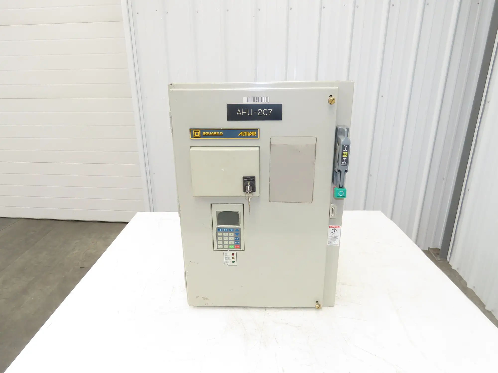 Square D ATV66U72N4U Altivar Enclosed 5 Hp Motor Controller