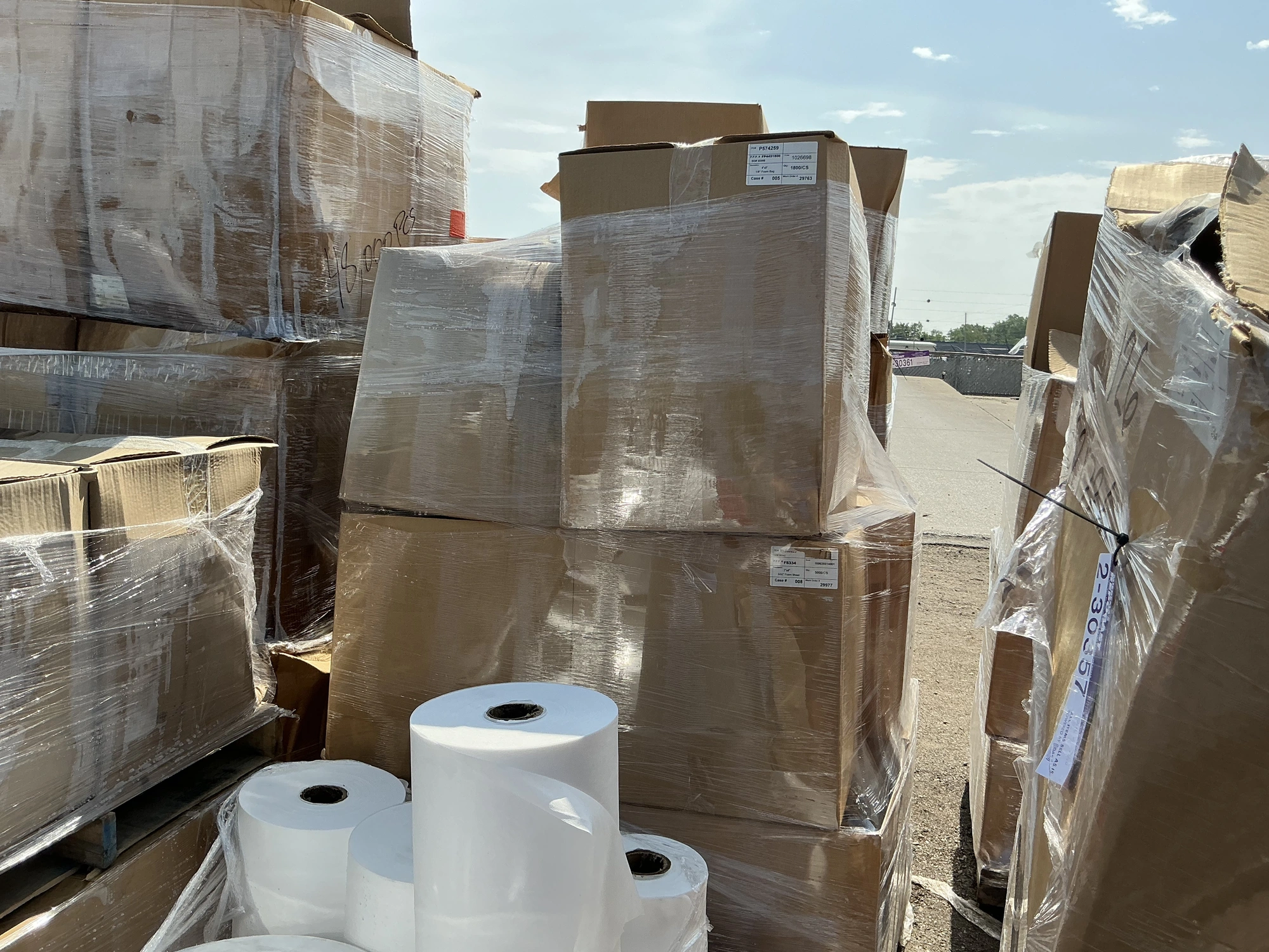 Skid of 4”x5” 1/8” white foam bags
