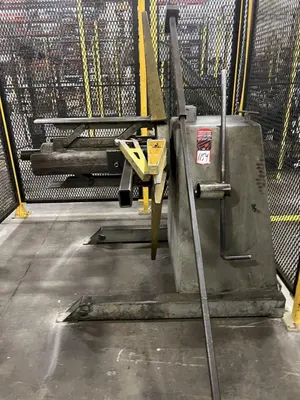 4000 LB X 24" VOGEL MOTORIZED UNCOILER