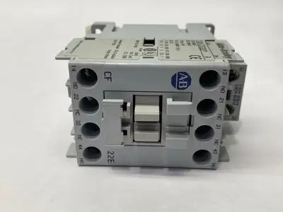 USED ALLEN-BRADLEY SER. A CONTROL RELAY 110/120V COIL 4-POLE