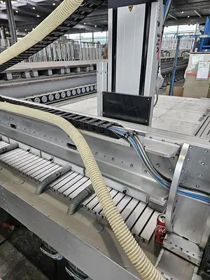 USED 2013 VHF CAM2030