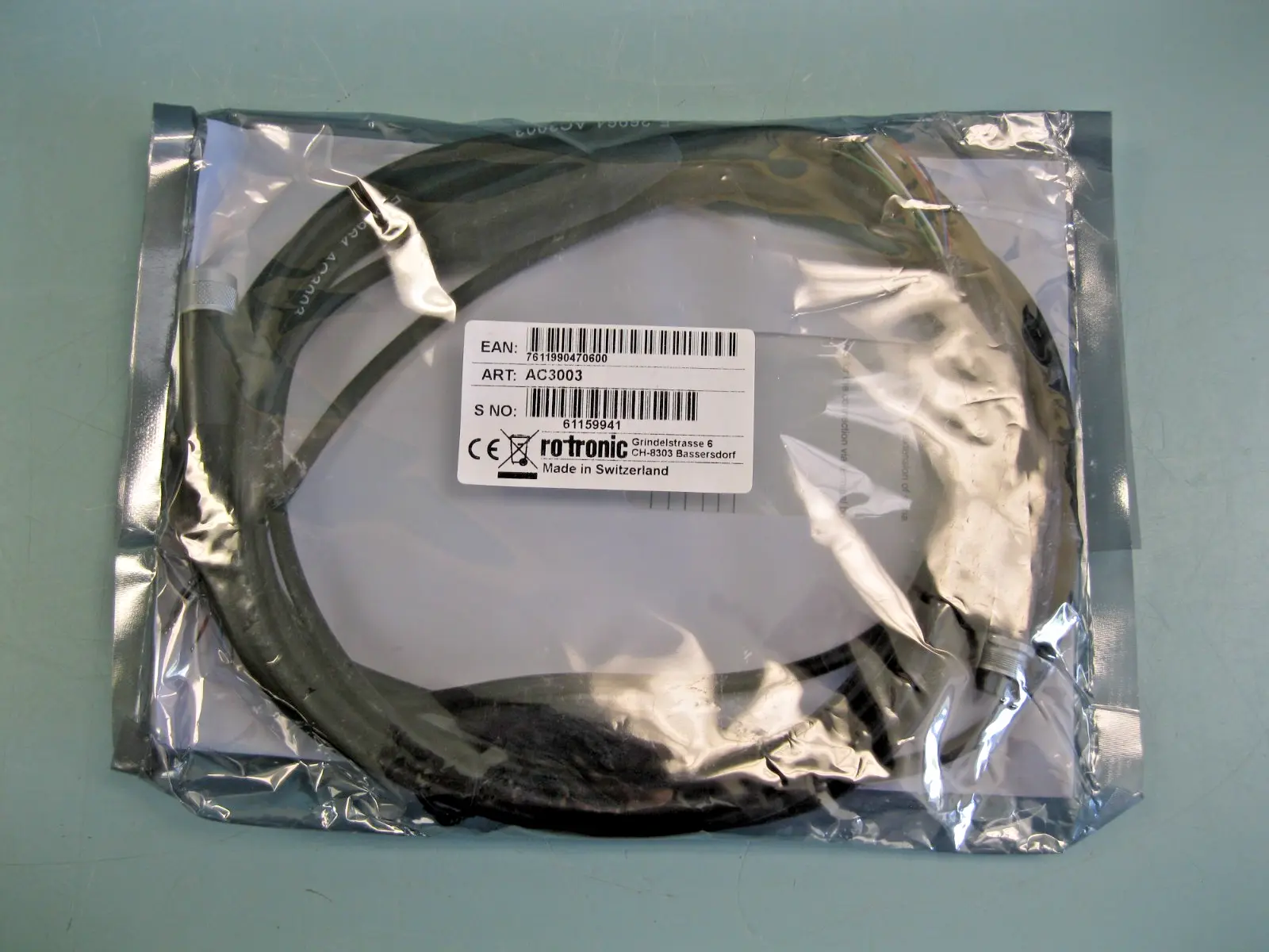 NEW Rotronic AC3003 Extension Cable w Built-In Amplifier 10 Meter SEALED E19