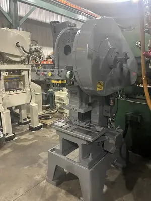 USED MINSTER B1-22