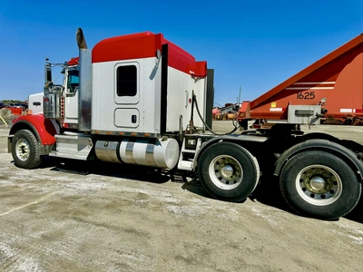 Used 2019 KENWORTH W900 Conventional trucks Ontario CA | Driven Equipment Solutions #1423112