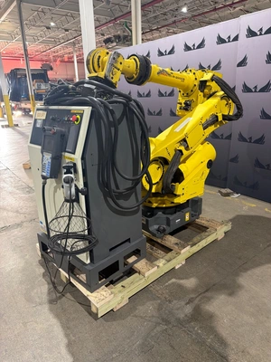 USED 2012 FANUC R-2000IB/210F + R30IB