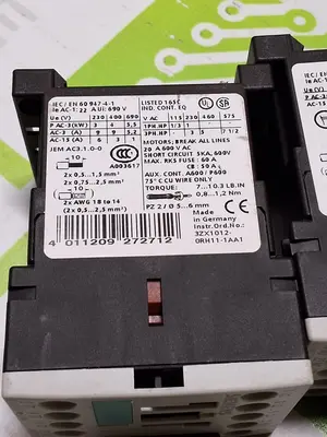 SIEMENS 3RH1122-1BB40 CONTACTOR RELAY