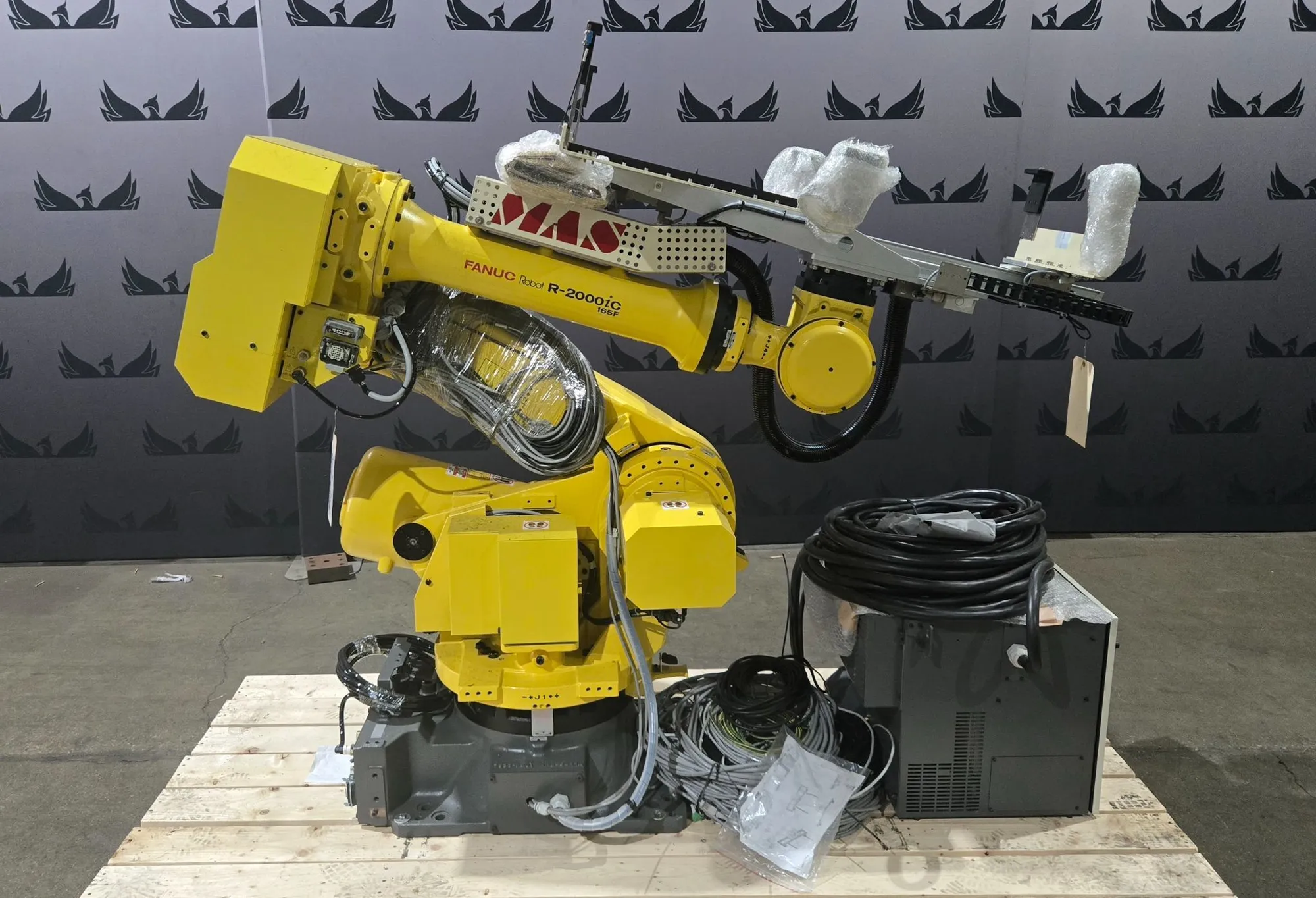 Used 2019 FANUC R-2000iC/165F + R-30iB PLUS Robots Michigan US | iGAM Industrial Marketplace #948613