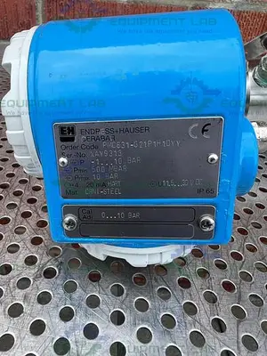 USED ENDRESS + HAUSER PMC631 PRESSURE TRANSMITTER W/ AMERSHAM CONDUCTIVITY SENSOR