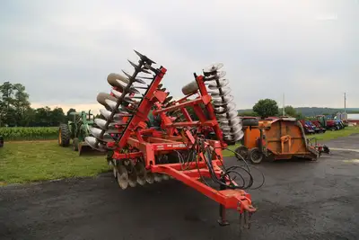 Used KUHN KRAUSE 8200-25W Tandem Discs Pennsylvania US | Zimmerman Farm Service #1409920