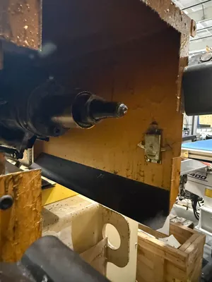 HUSKY H200 R880/55 HORIZONTAL INJECTION MOULDING MACHINES | INJECTION DEPOT (18)